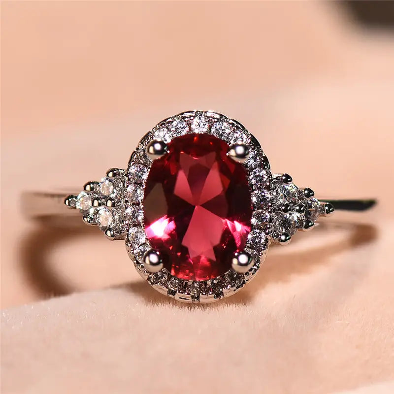 Elegante ring van wit goud met subtiele zirkonia detail