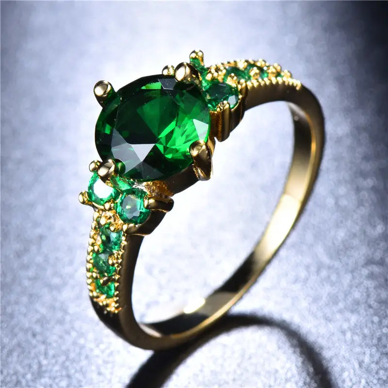 Elegante gouden ring met verfijnd ontwerp