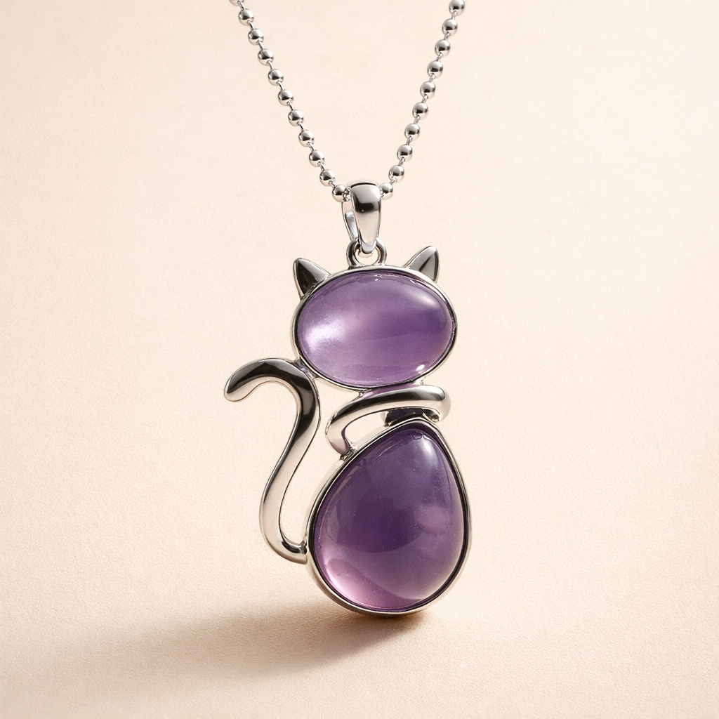 Elegante halsketting van natuurlijke stenen met kattenhanger