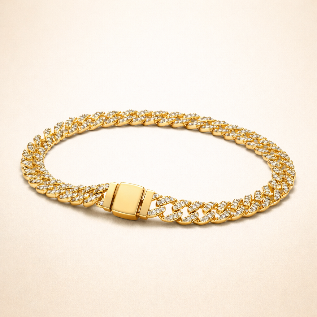 Elegante gouden armband met moissaniet details