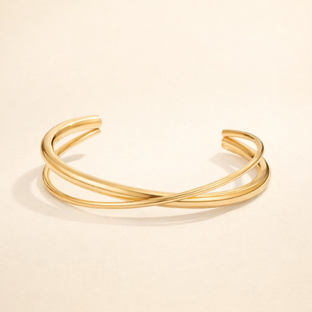 Elegante gouden armband met een verfijnde twist