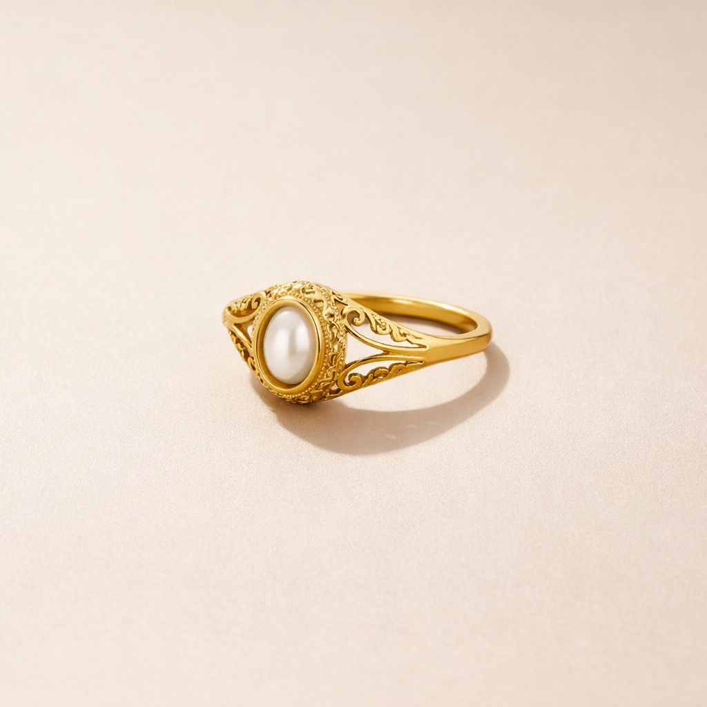 Elegante parelring in vintage stijl