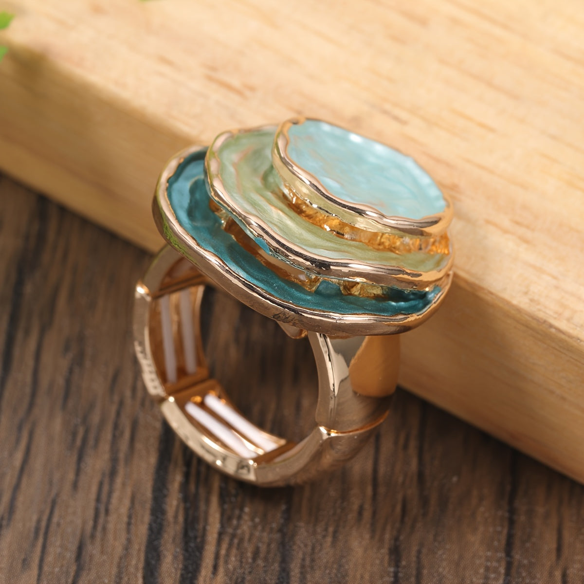 Elegante drie-laags ring in emaille