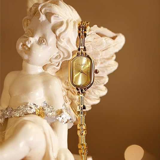 Elegante wit gouden casual horloge met subtiele details
