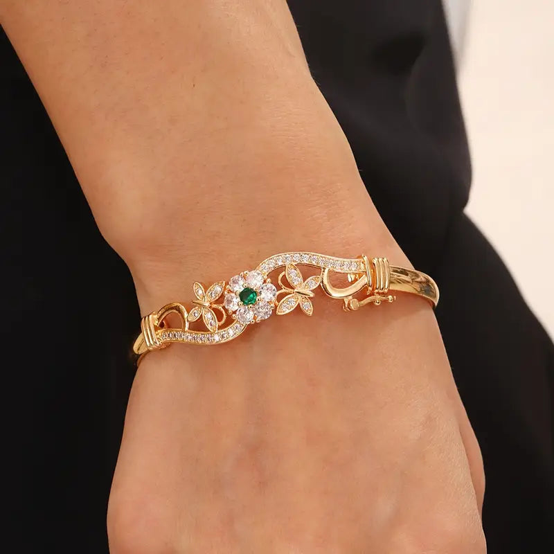 Zachte gouden armband met verfijnde details