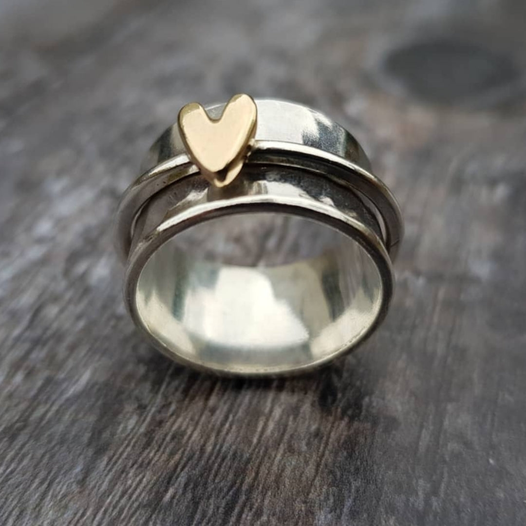 Elegante zilveren ring met hartje