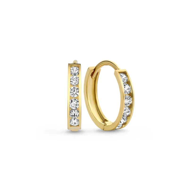 Elegante gouden oorbellen met een verfijnd ontwerp