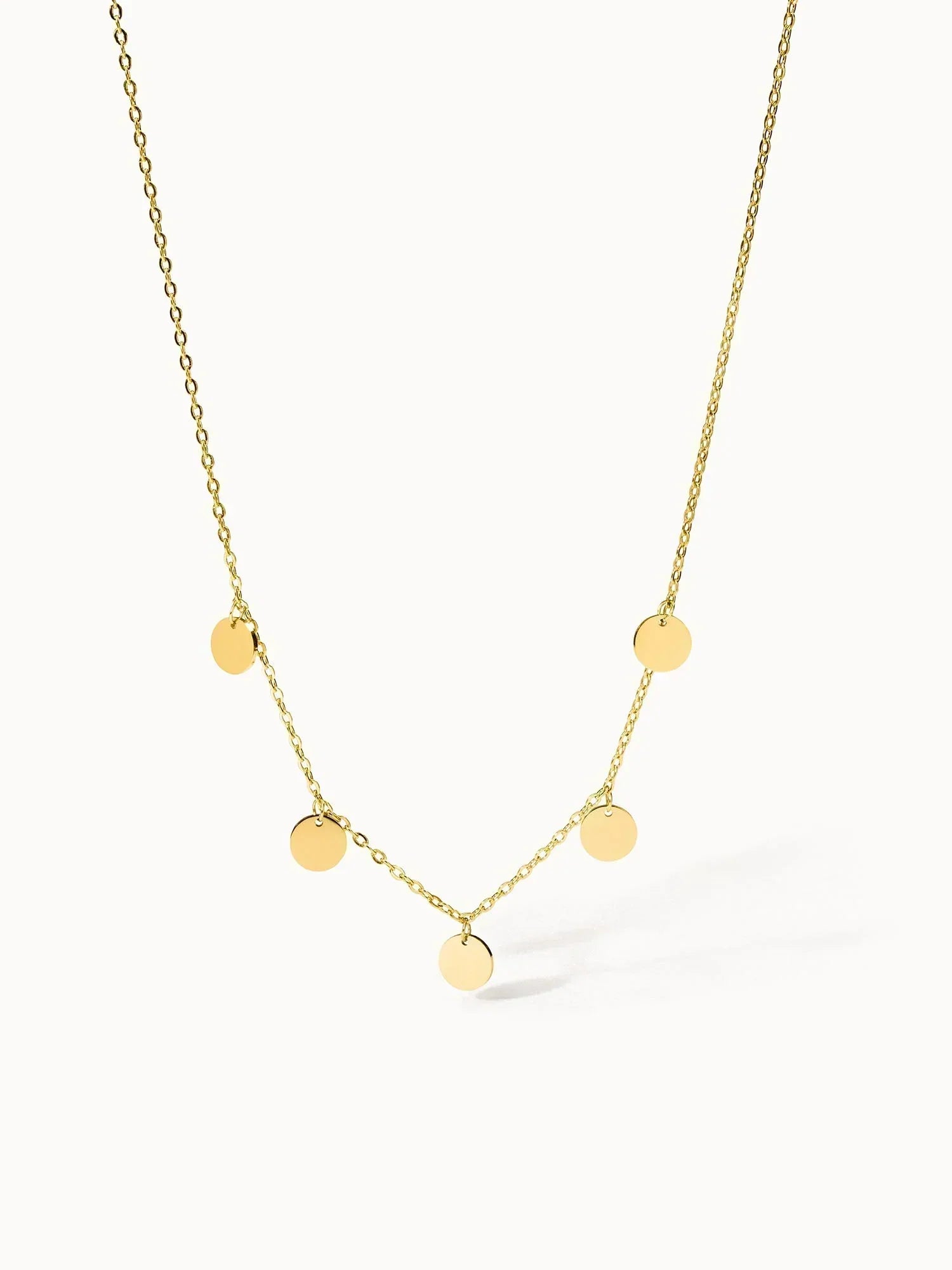 Elegante zilveren cultuurketting met verfijnde details