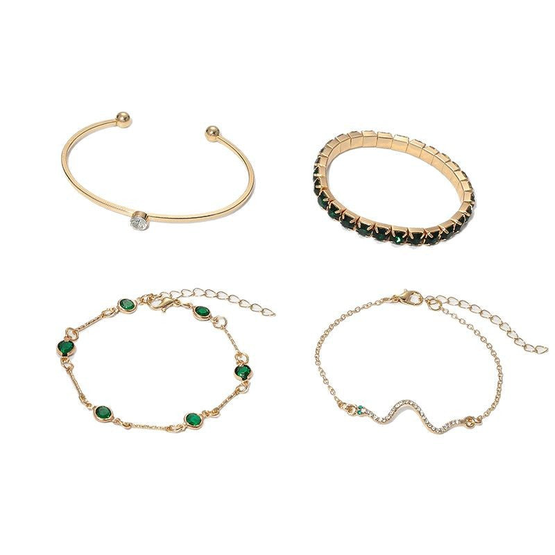 Elegante gouden armband set met verfijnde details