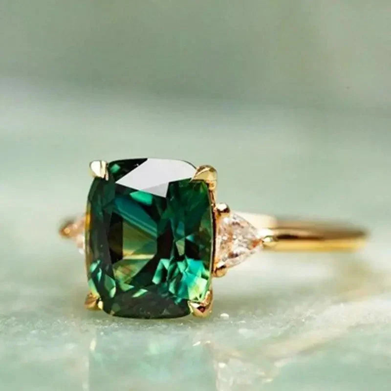 Verfijnde smaragd groene ring