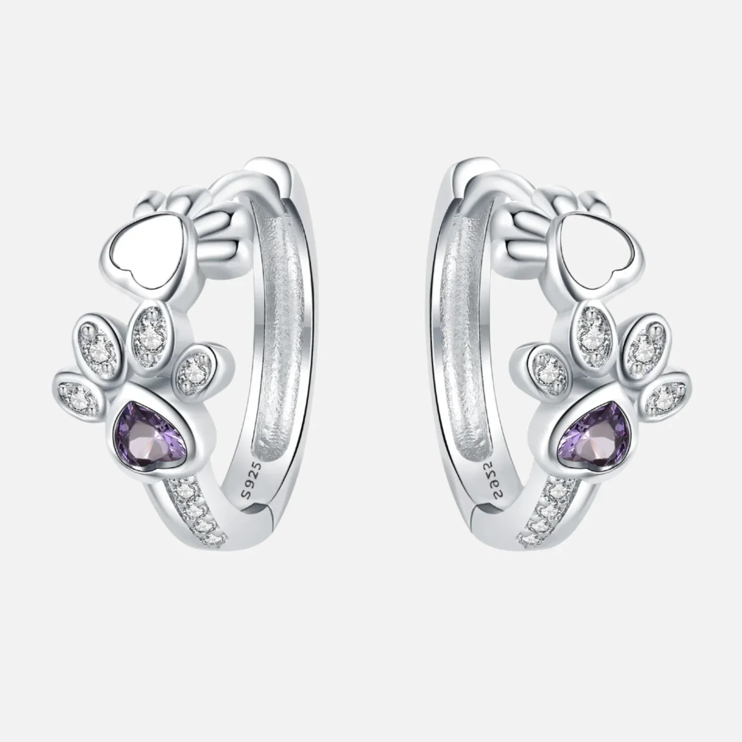 Paw Huggie Oorbellen in Sterling Zilver – Met Zirkonia en Hart Edelsteen