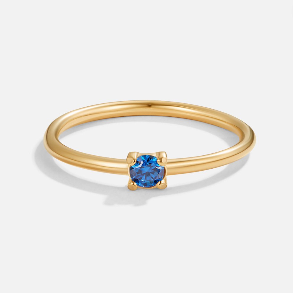 Zachte gouden ring met geboortesteen