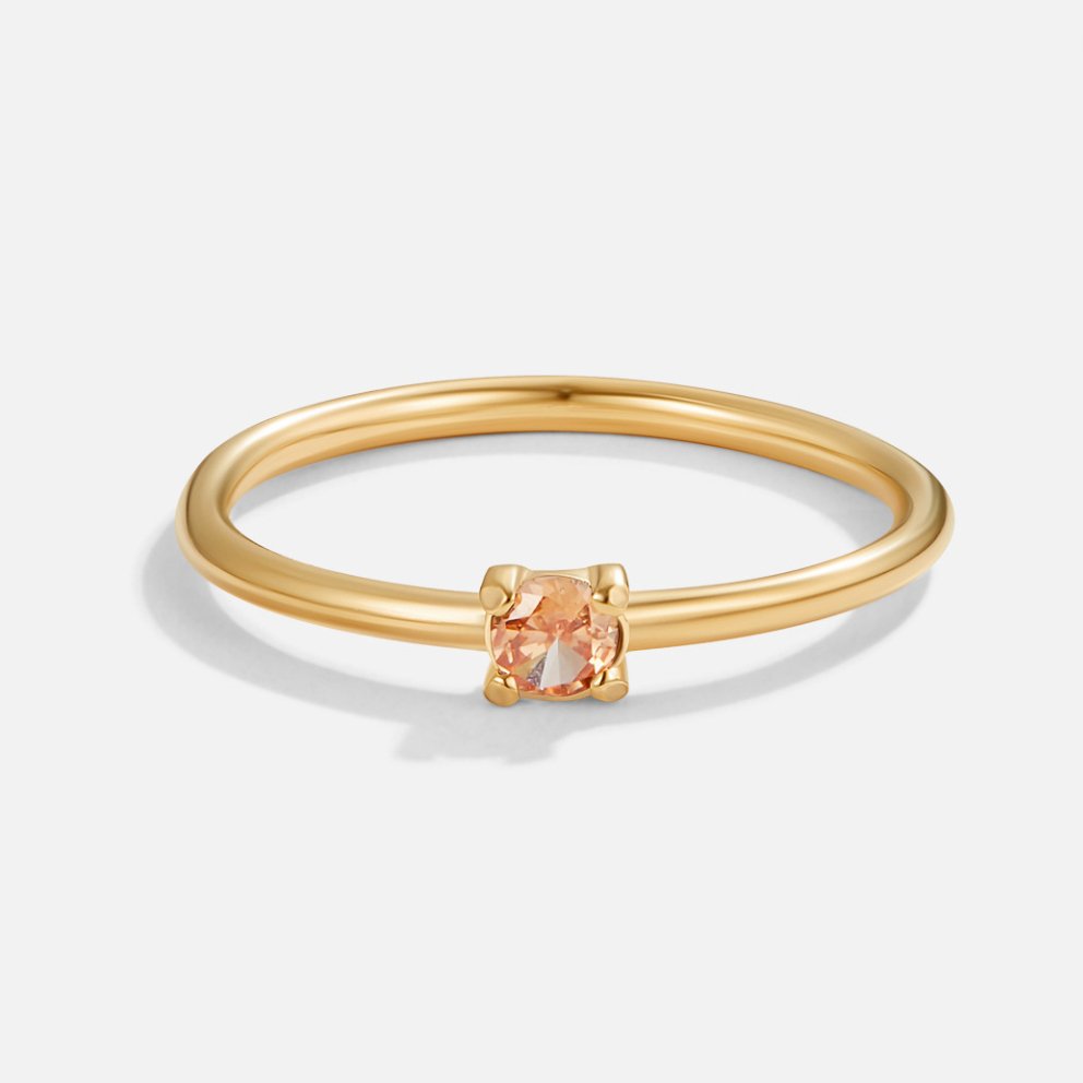 Zachte gouden ring met geboortesteen
