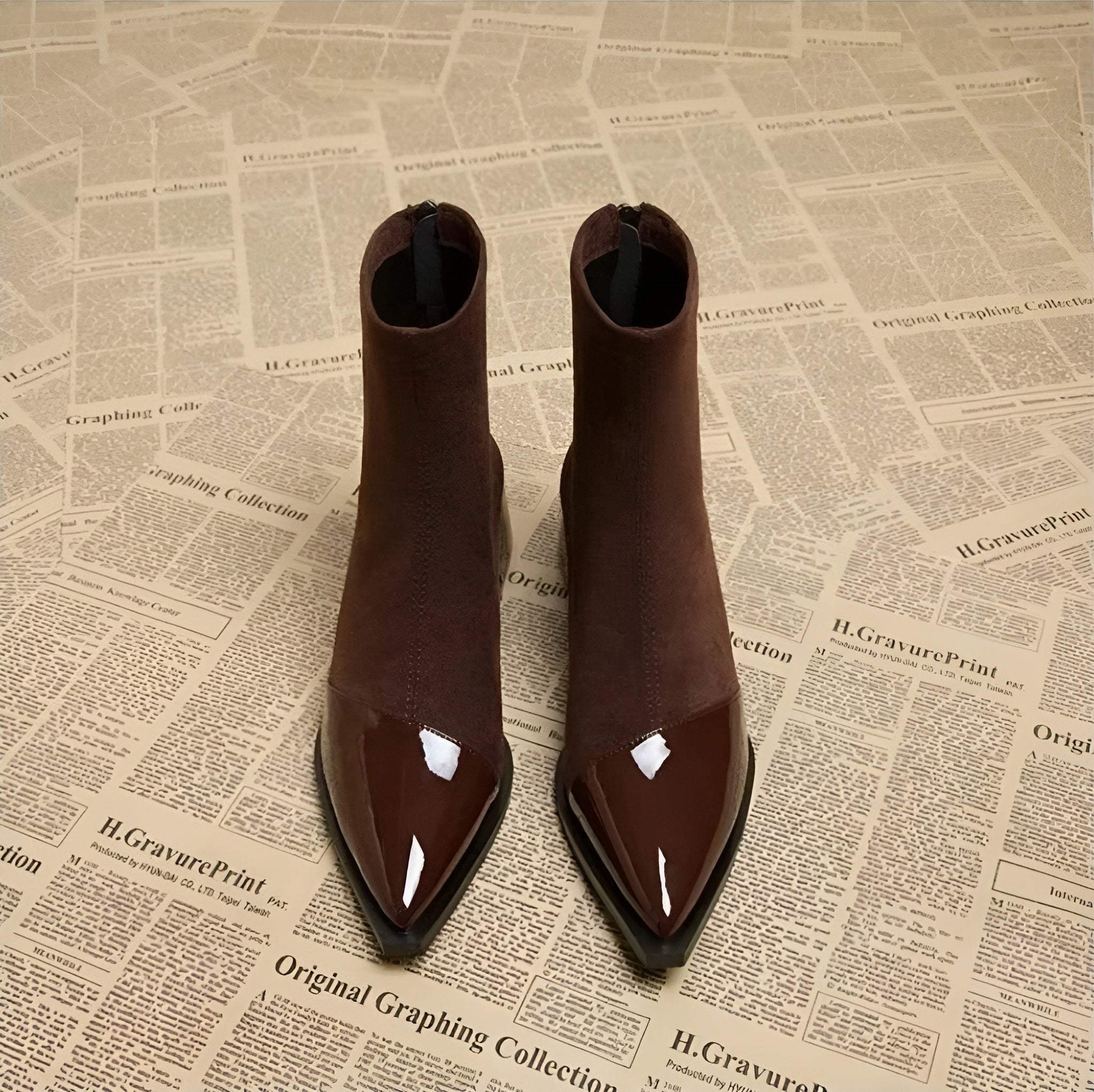 Bottines Dames Daim Talon Bloc Vernis Details Elegant