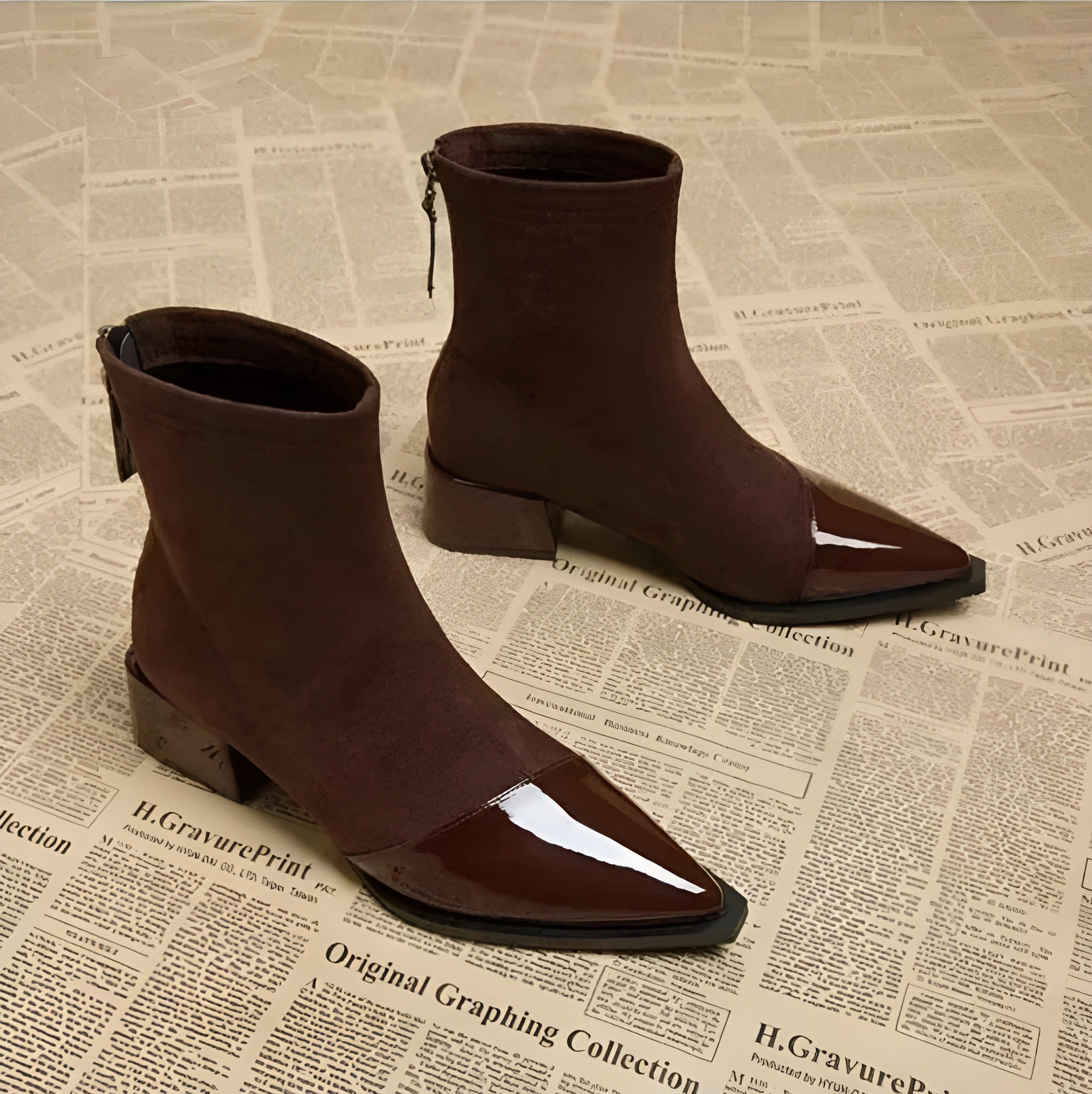 Bottines Dames Daim Talon Bloc Vernis Details Elegant