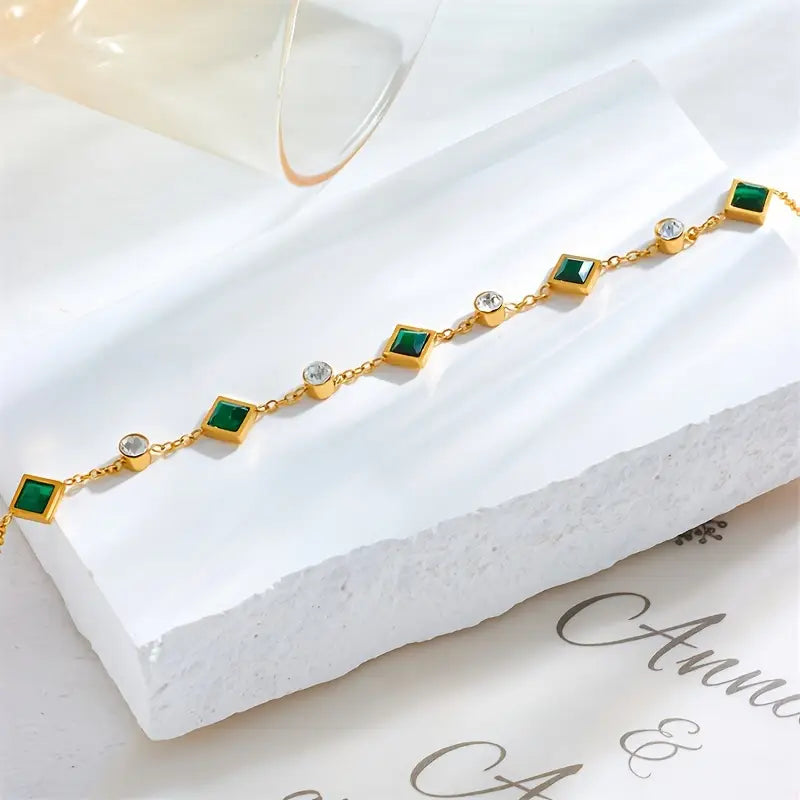 Elegante gouden armband met verfijnd ontwerp