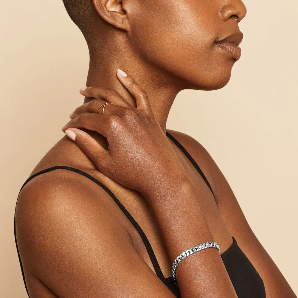 Elegante armband van wit goud met verfijnde schakels