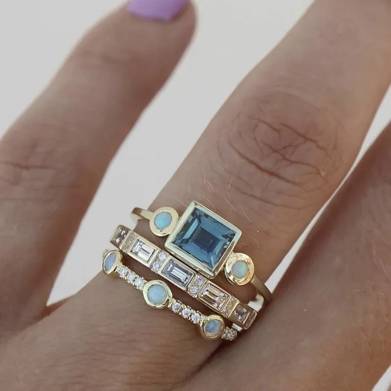 Zachte blauwe zirkonia ring met verfijnde afwerking