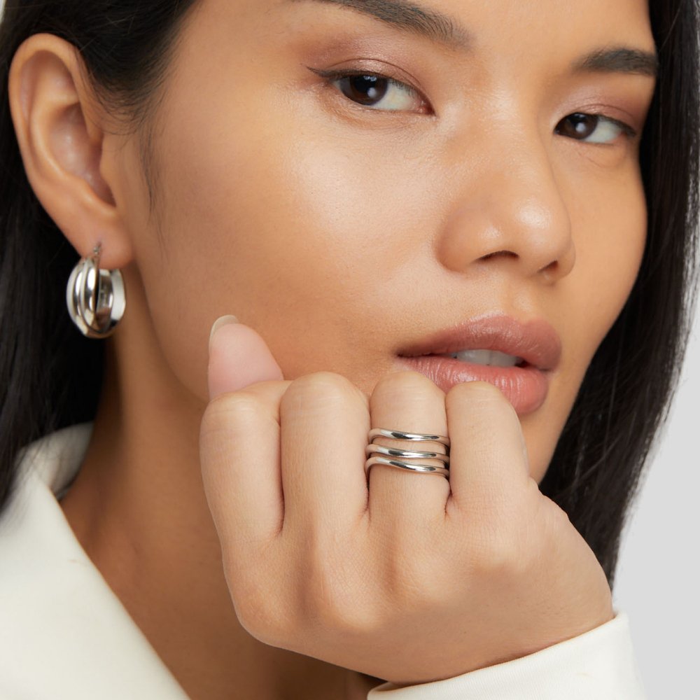 Elegante gelaagde ring van zilver