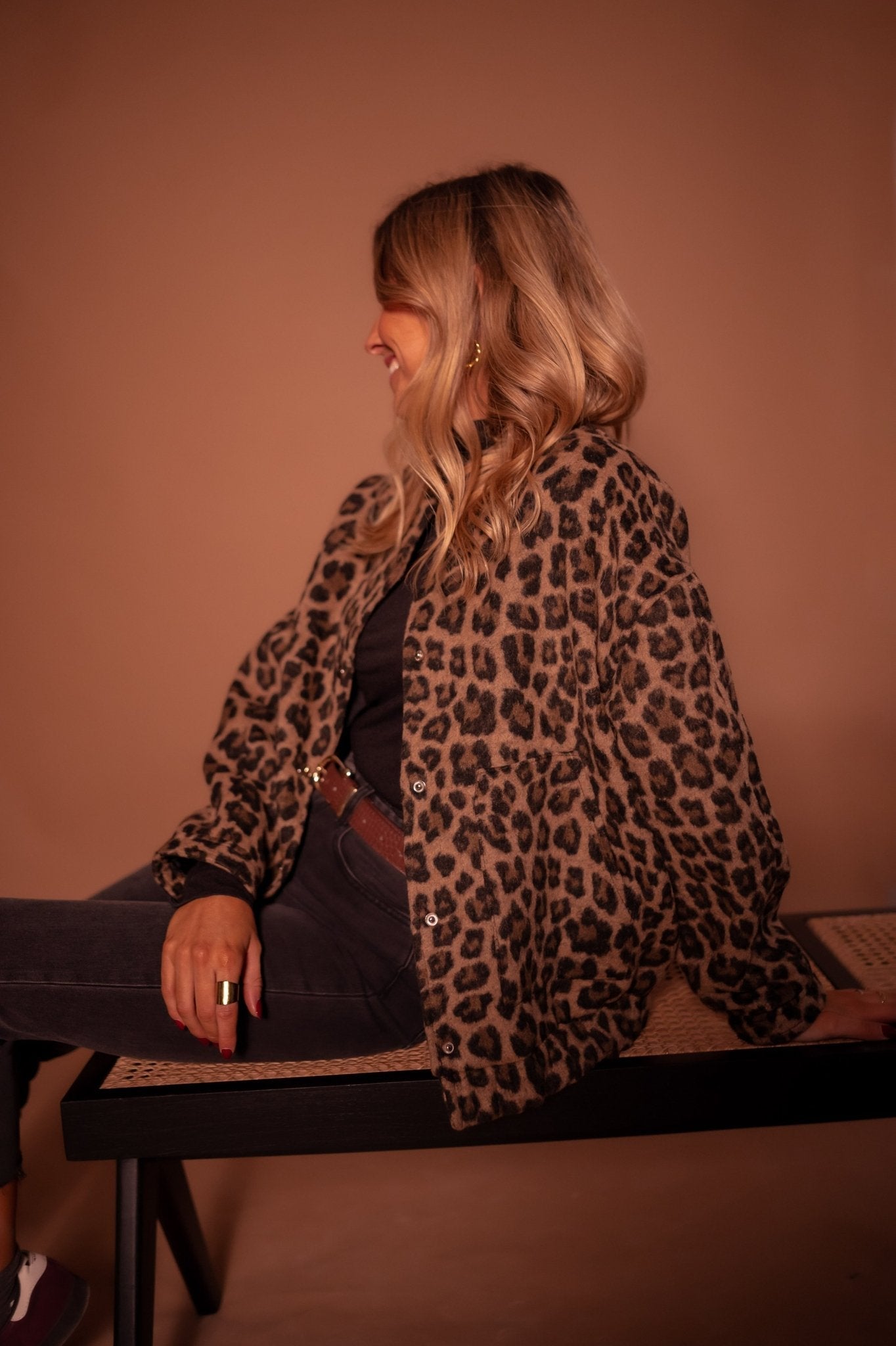 Dames Bruin Bomberjack met Luipaardprint en Comfortabele Pasvorm