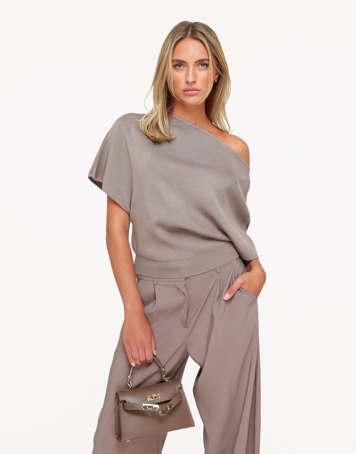 Taupe Gebreide Off Shoulder - Trui