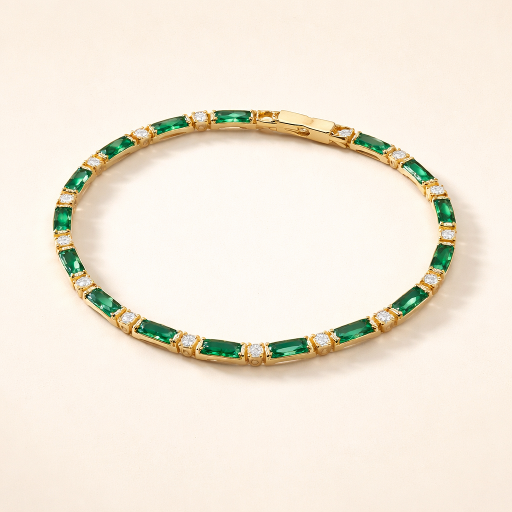 Elegante gouden armband met subtiele details