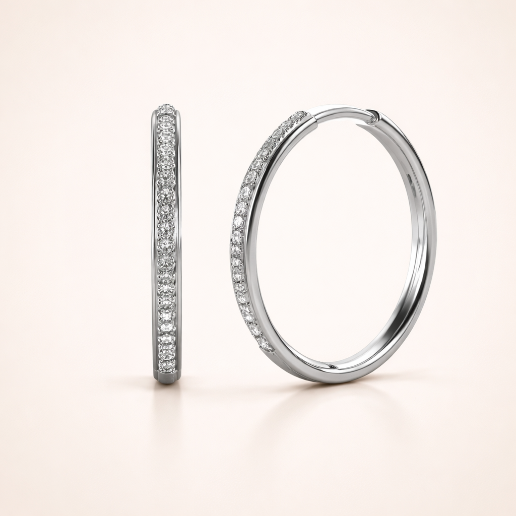 Elegante oorbellen van wit goud met subtiele zirkonia details