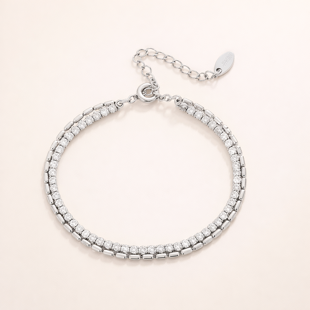 Elegante zilveren armband met sprankelende kristallen
