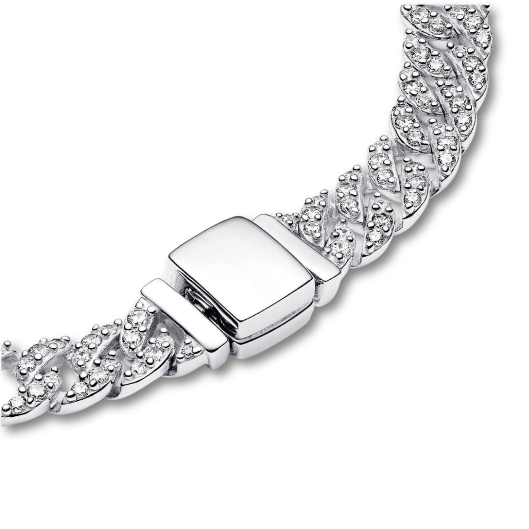 Elegante gouden armband met moissaniet details