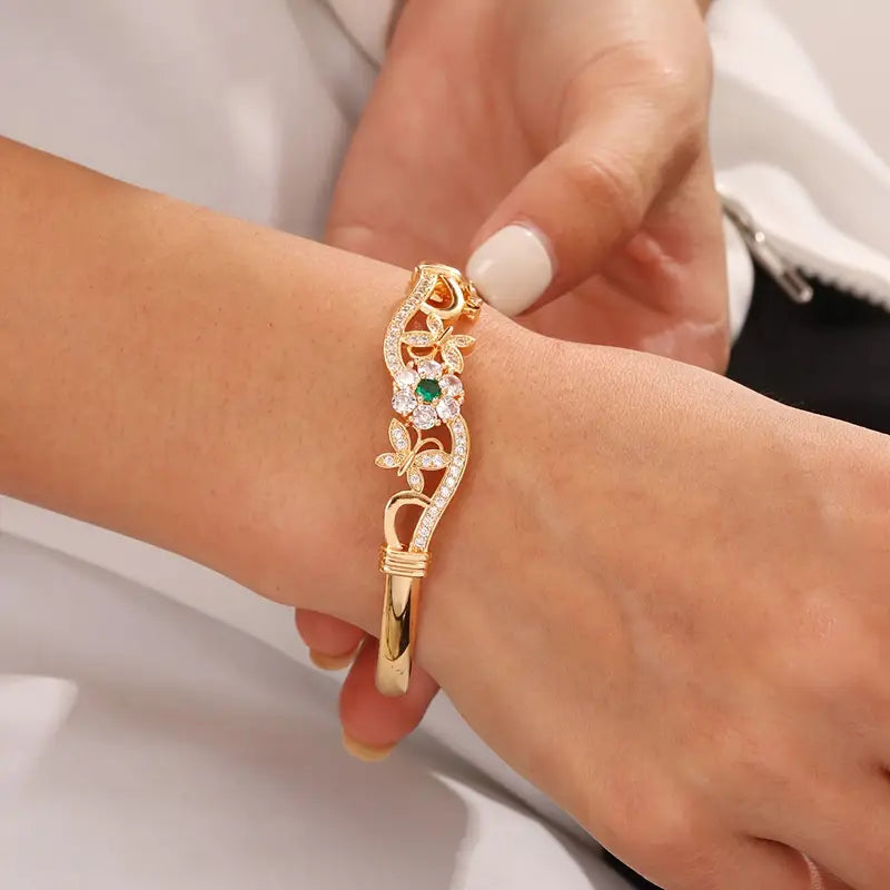 Zachte gouden armband met verfijnde details