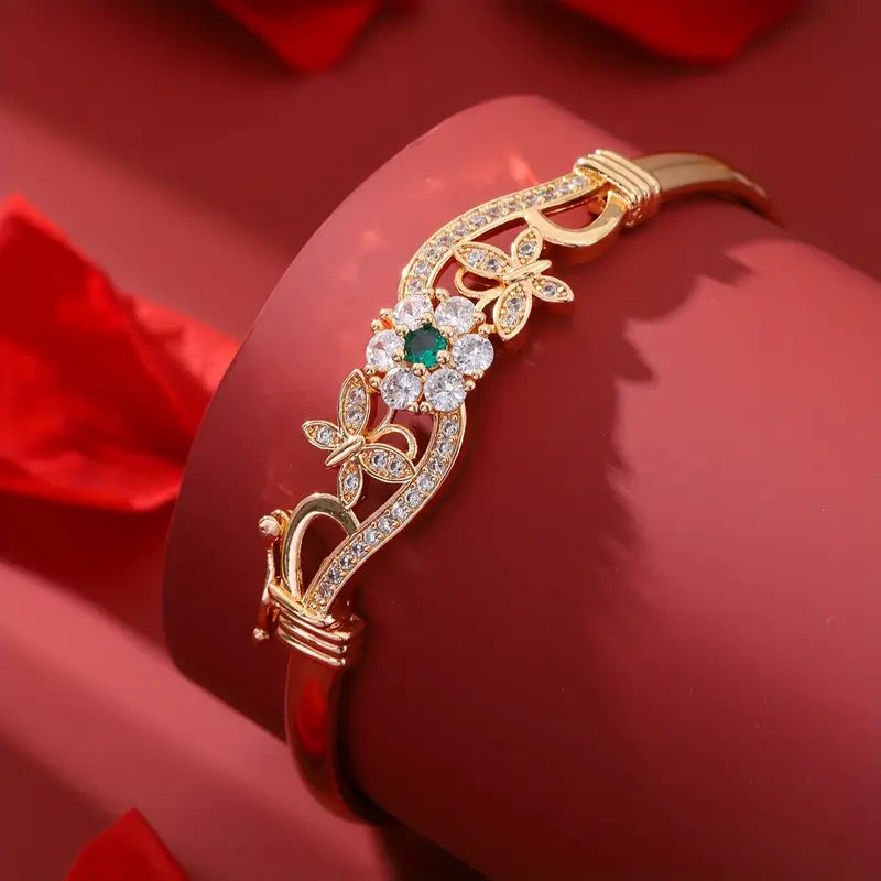 Zachte gouden armband met verfijnde details
