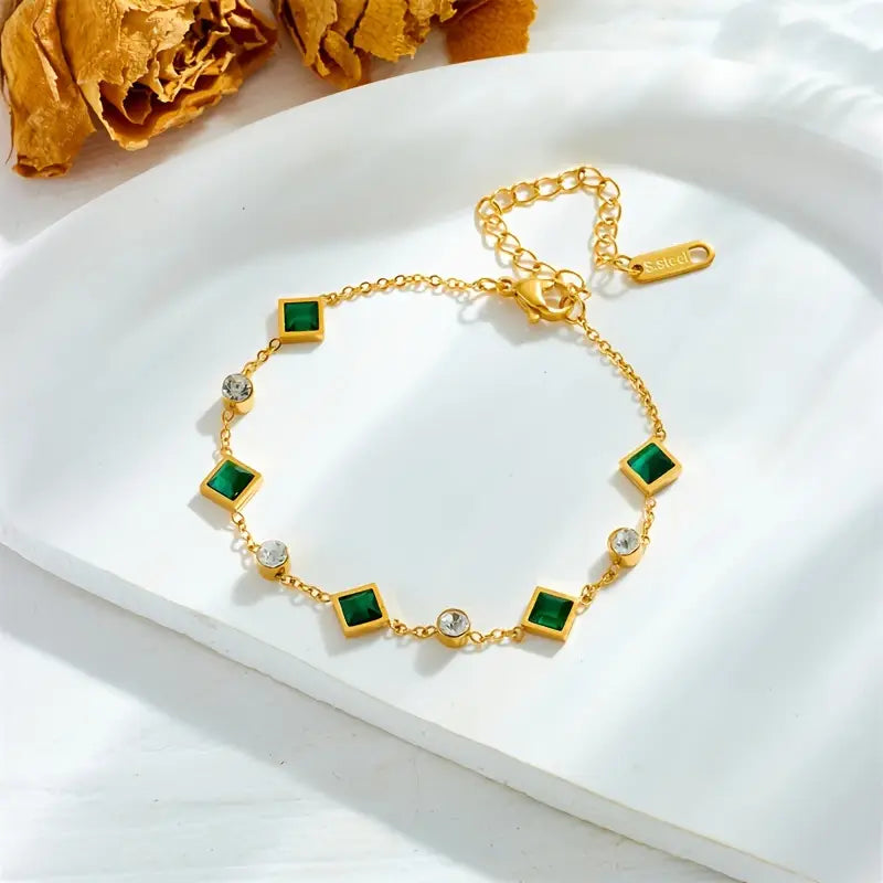 Elegante gouden armband met verfijnd ontwerp