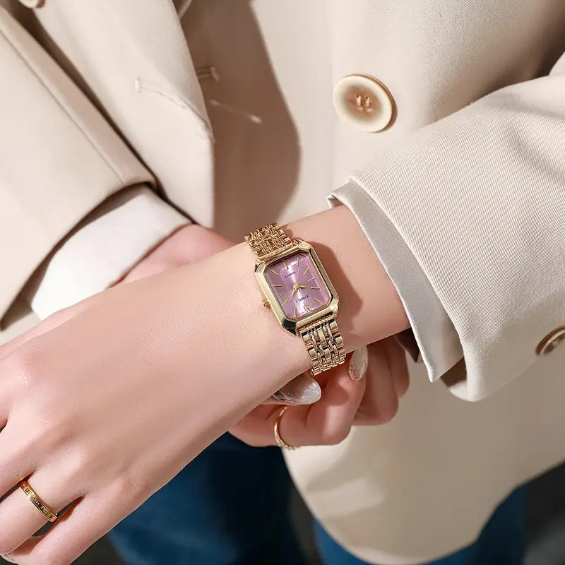 Elegante gouden horloge met verfijnde schakels