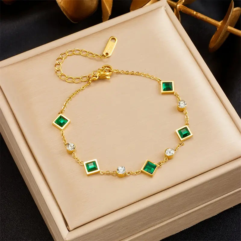 Elegante gouden armband met verfijnd ontwerp