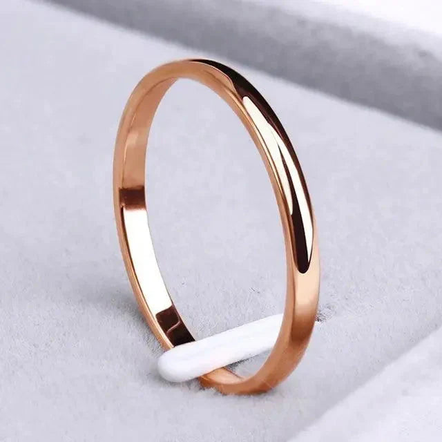 Elegante ring van goud en zilver met verfijnde afwerking
