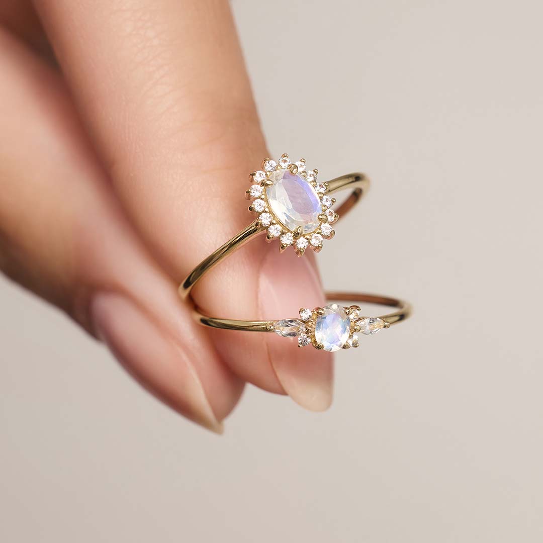 Gouden opaal ring met diamant