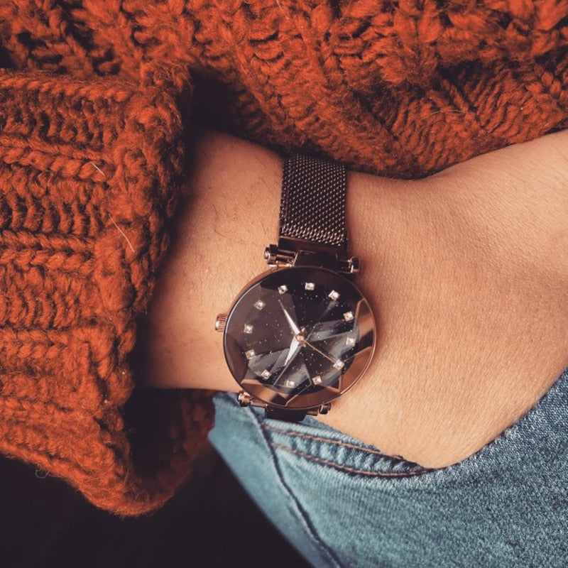 Elegante horloge met sterrenhemel