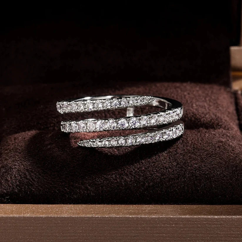Elegante ring van wit goud met verfijnd ontwerp