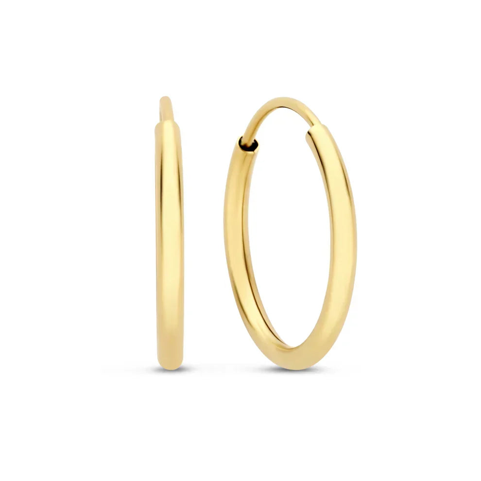 Elegante oorbellen van wit goud met verfijnd ontwerp