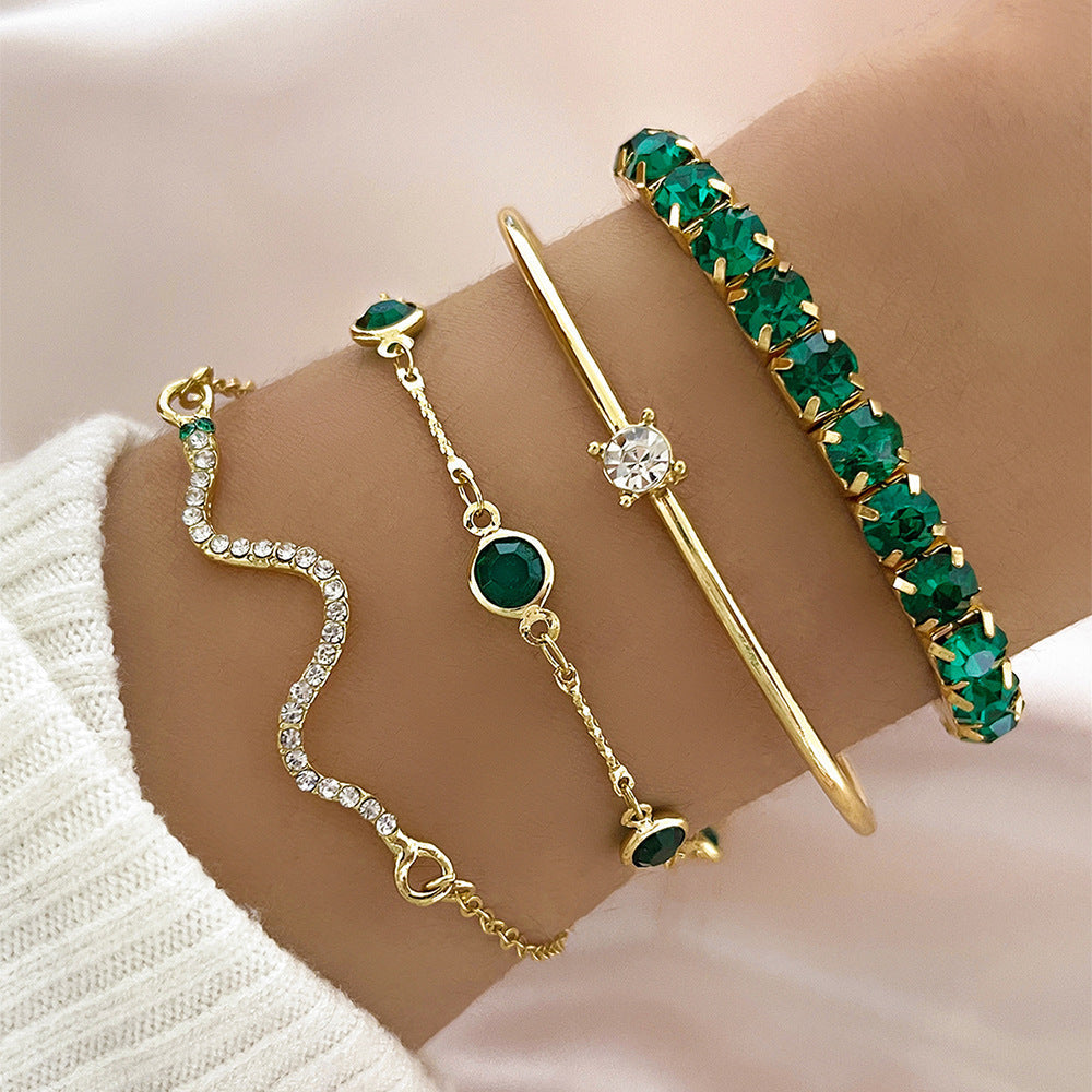 Elegante gouden armband set met verfijnde details