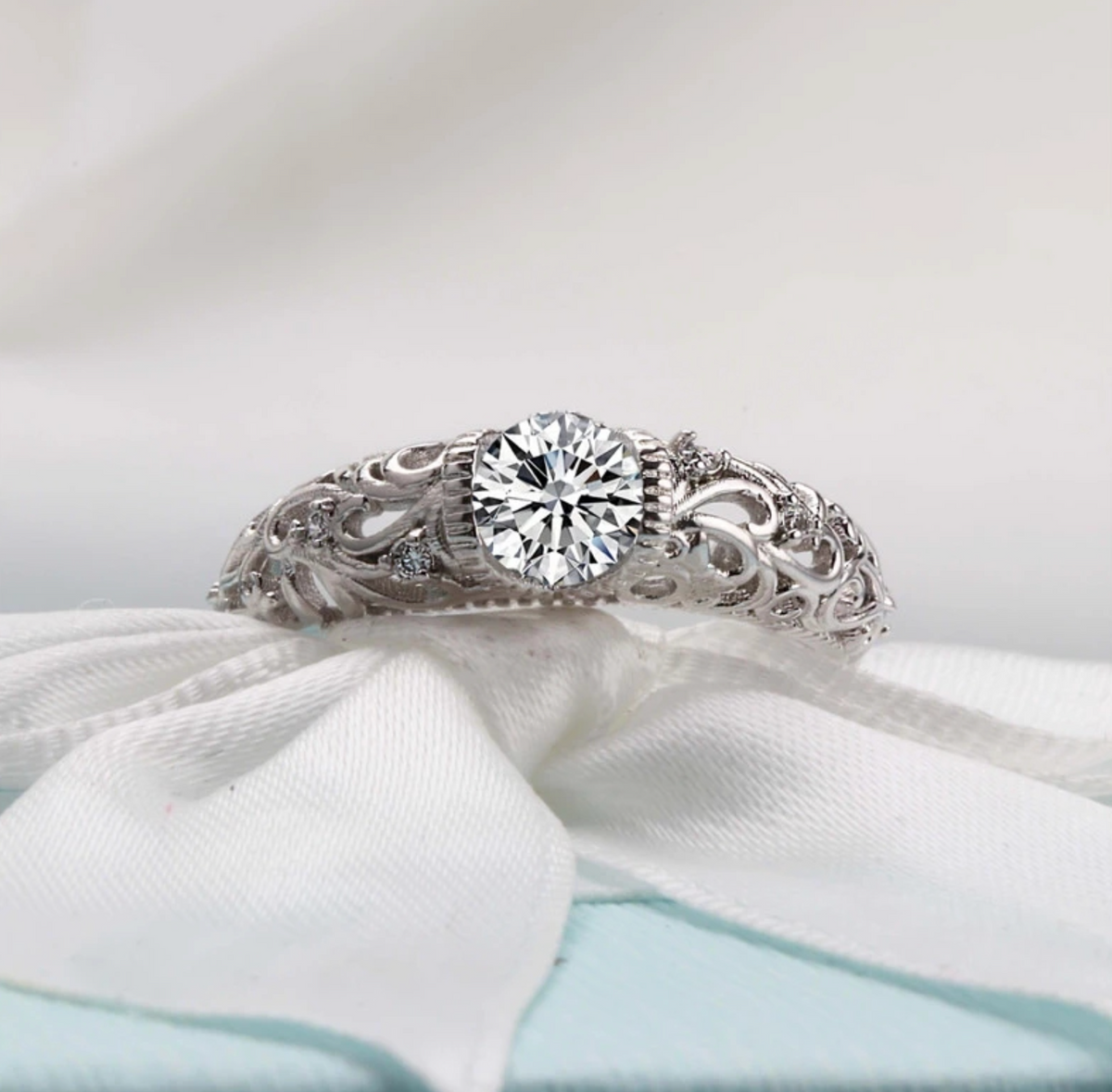 Elegante ring van sterling zilver met verfijnde afwerking
