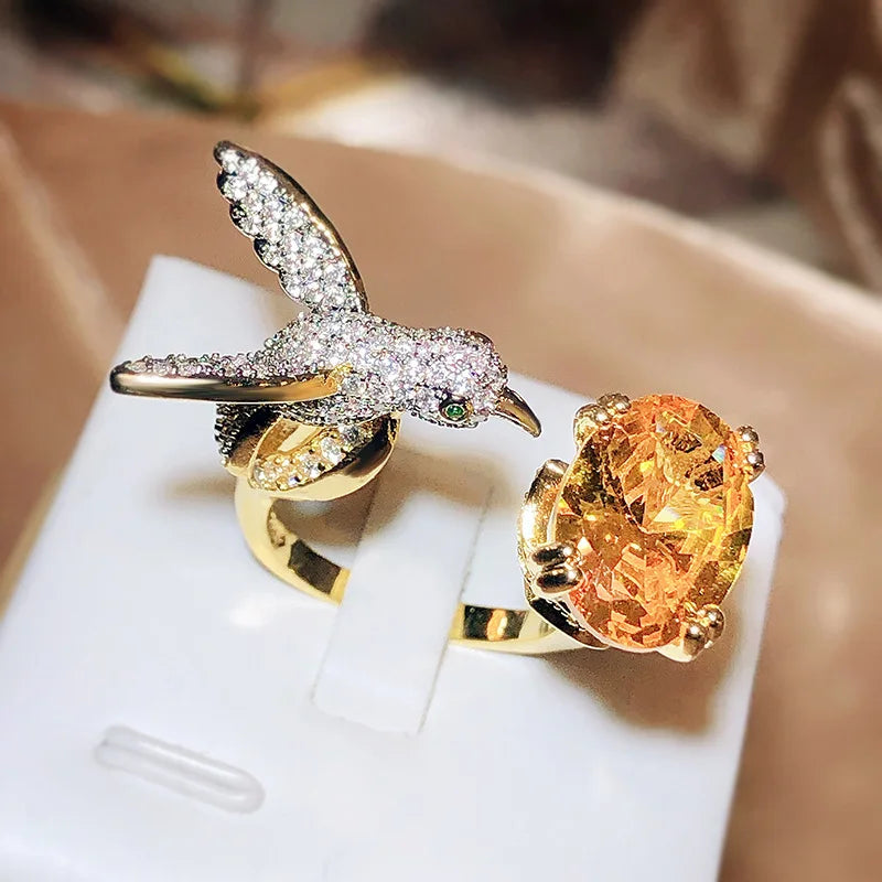 Verstelbare Hummingbird Edelsteenring – Zirkon, 14K Goud Verguld