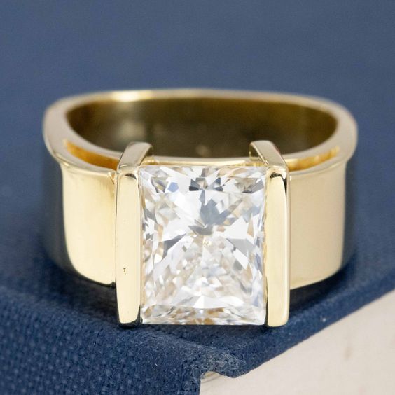 Elegante roségouden ring met een verfijnd ontwerp