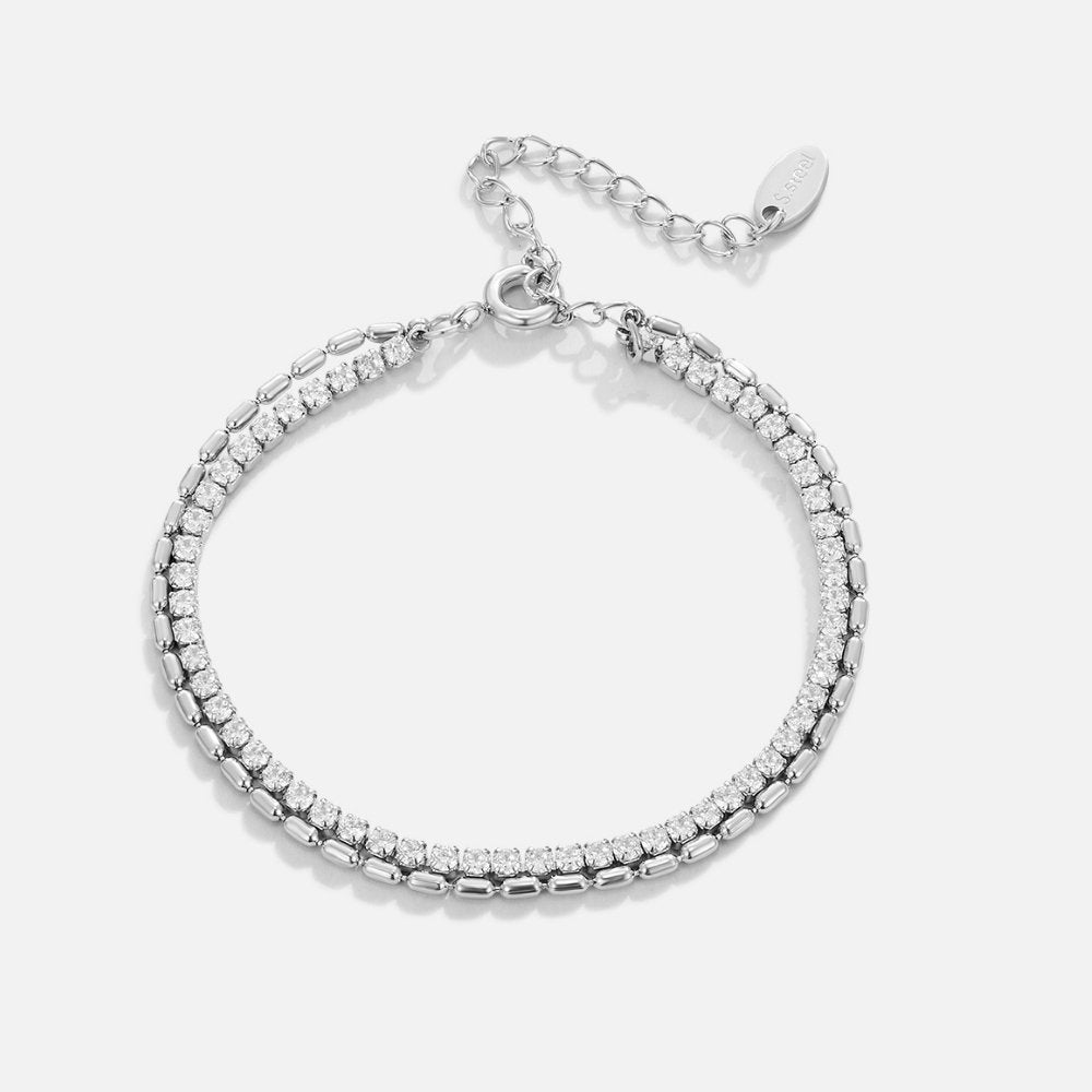 Elegante zilveren armband met sprankelende kristallen