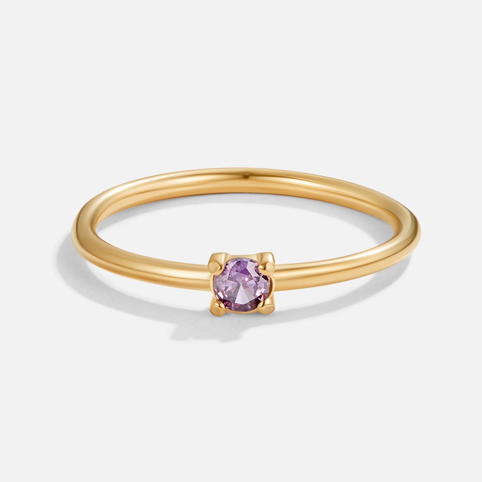 Zachte gouden ring met geboortesteen