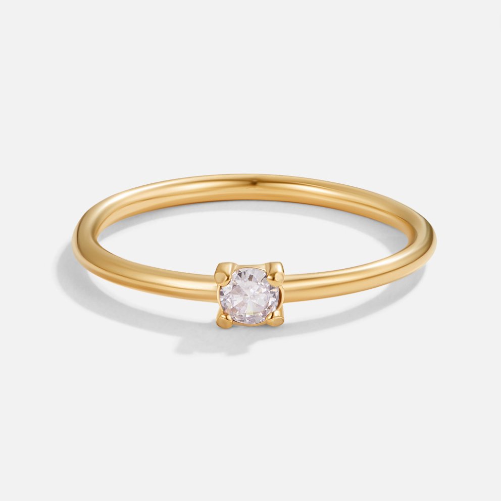 Zachte gouden ring met geboortesteen