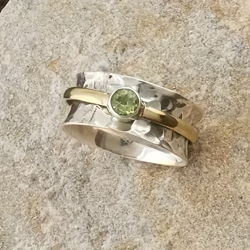 Verfijnde ring met groene zirkonia
