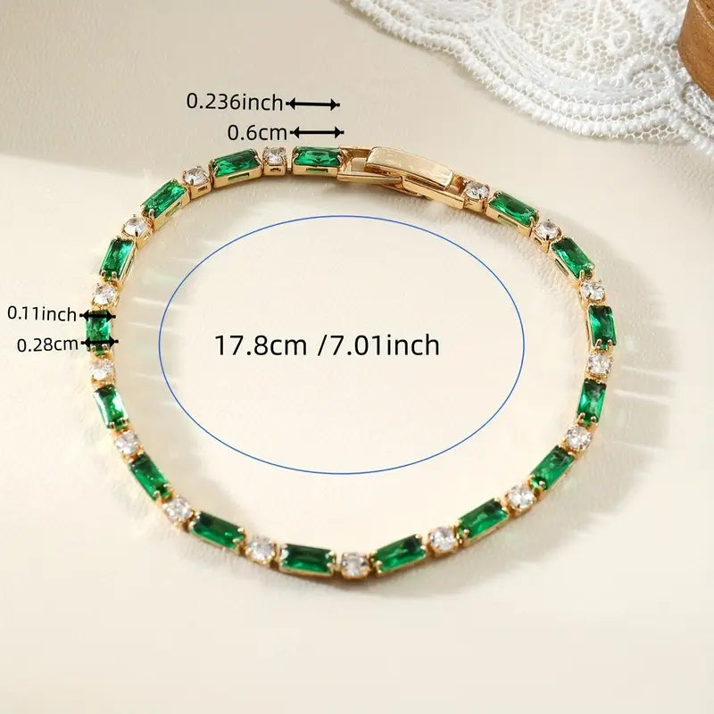 Elegante gouden armband met subtiele details