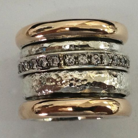 Elegante gouden vintage ring met verfijnde details