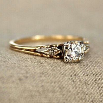 Fijne gouden ring met zirkonia schittering